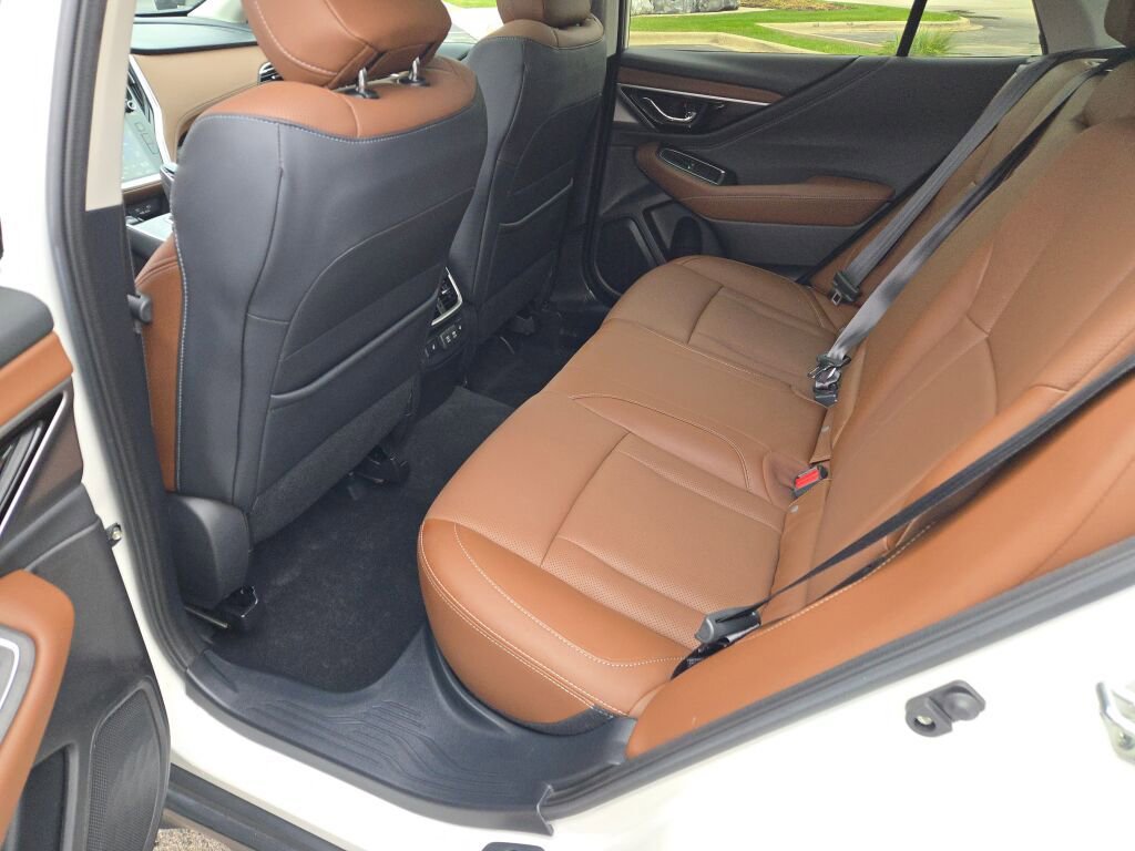 Certified 2021 Subaru Outback Touring w/ Popular Package #2 image 14