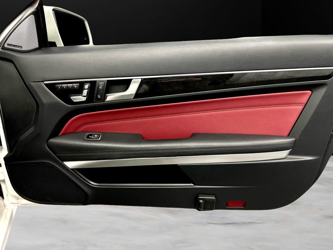 Used 2015 Mercedes-Benz E 400 4MATIC Coupe image 34