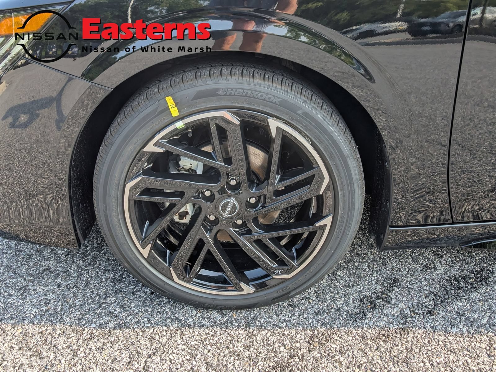 New 2026 Nissan Sentra SR w/ SR Premium Package FWD image 27