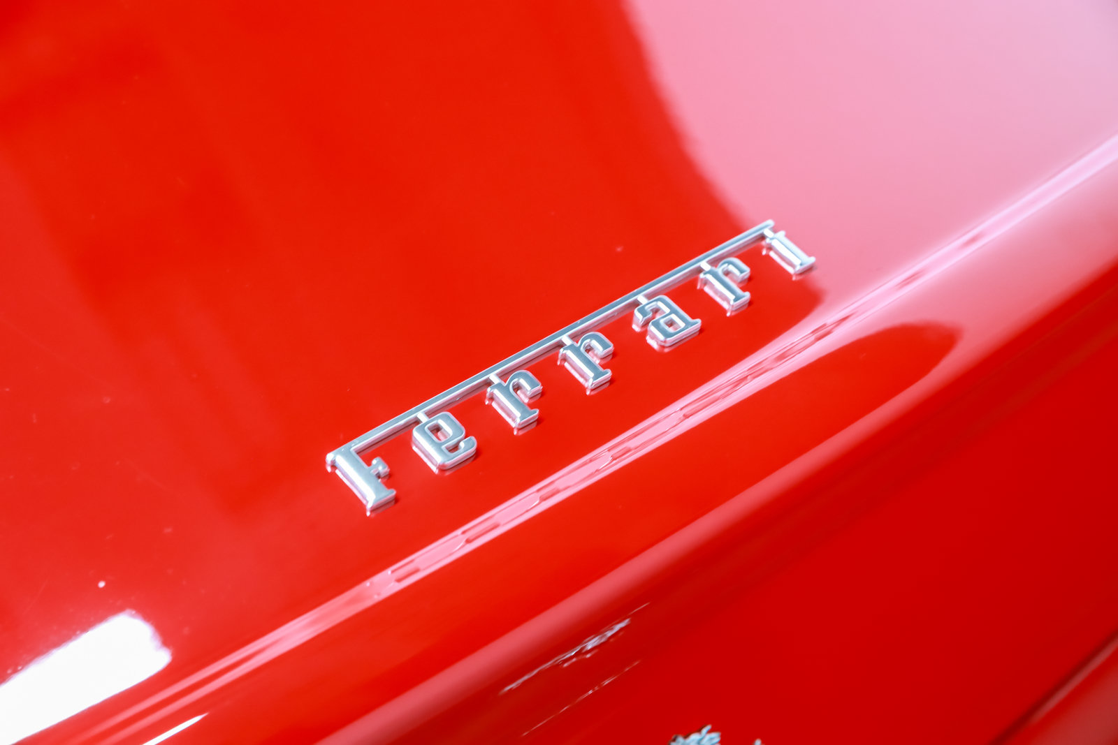 Used 2000 Ferrari 550 Maranello Coupe RWD image 22