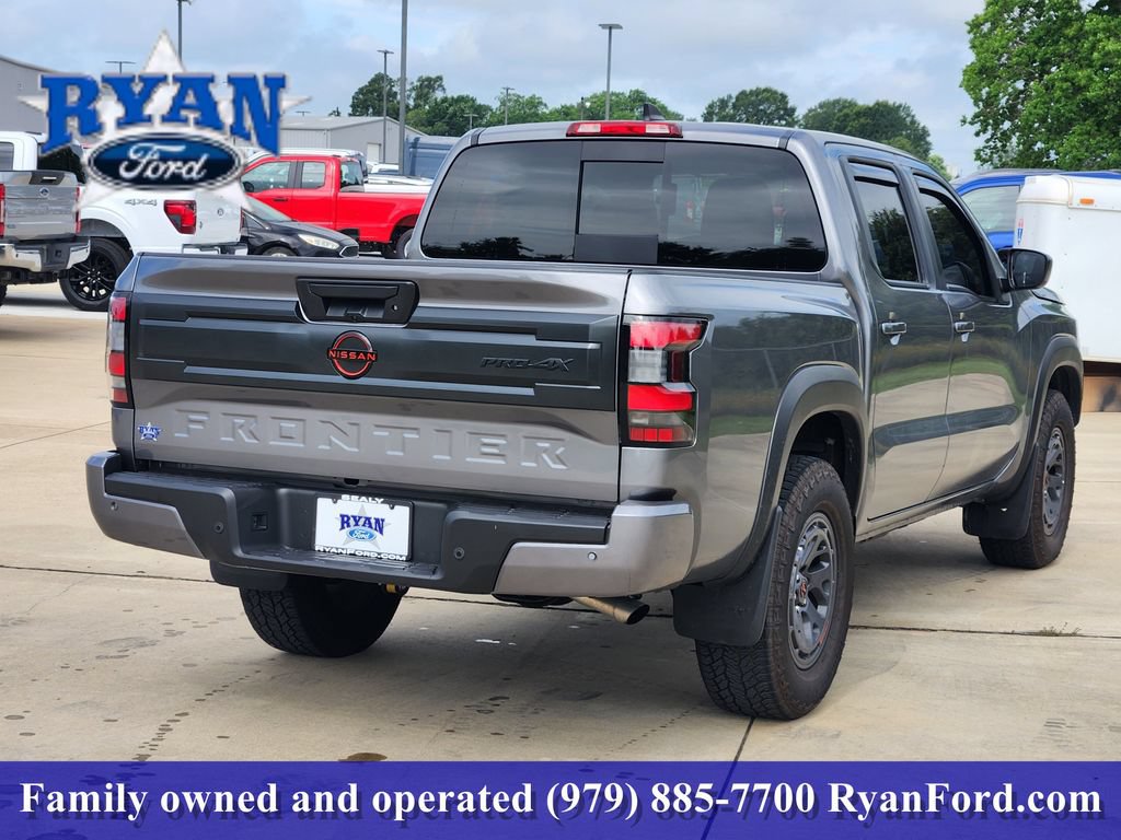 Used 2025 Nissan Frontier PRO-4X AWD/4WD image 4