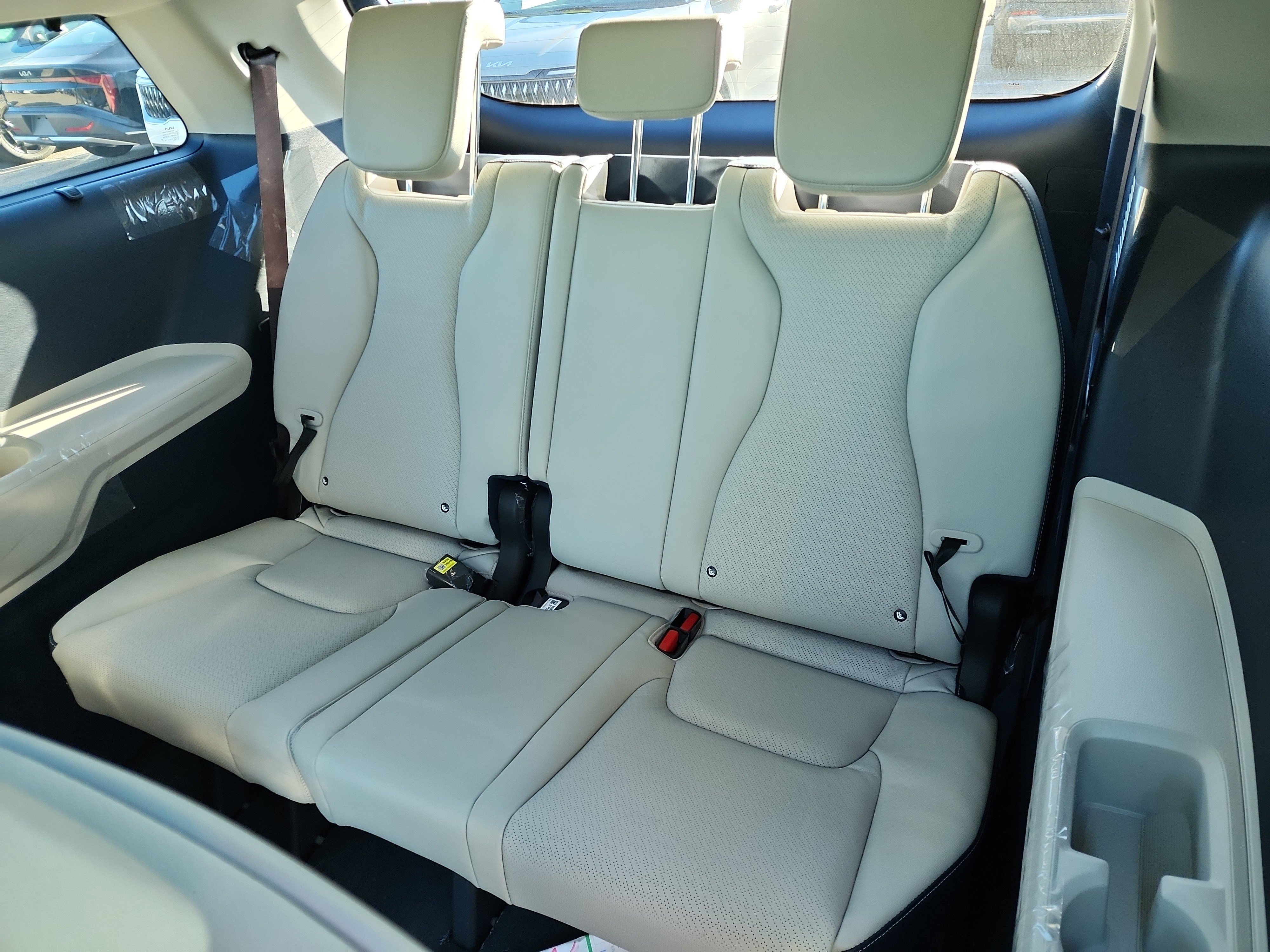 New 2026 Kia Carnival SX Prestige image 7