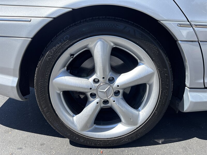 Used 2006 Mercedes-Benz C 350 Sedan image 17