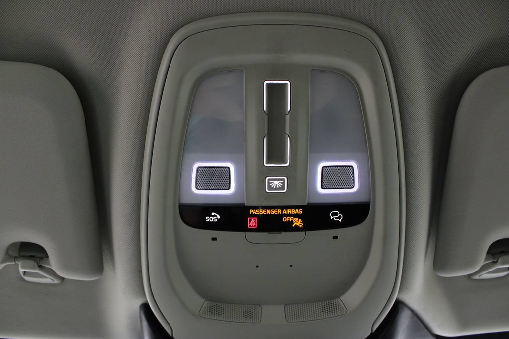 Certified 2024 Volvo S60 B5 Core FWD image 30