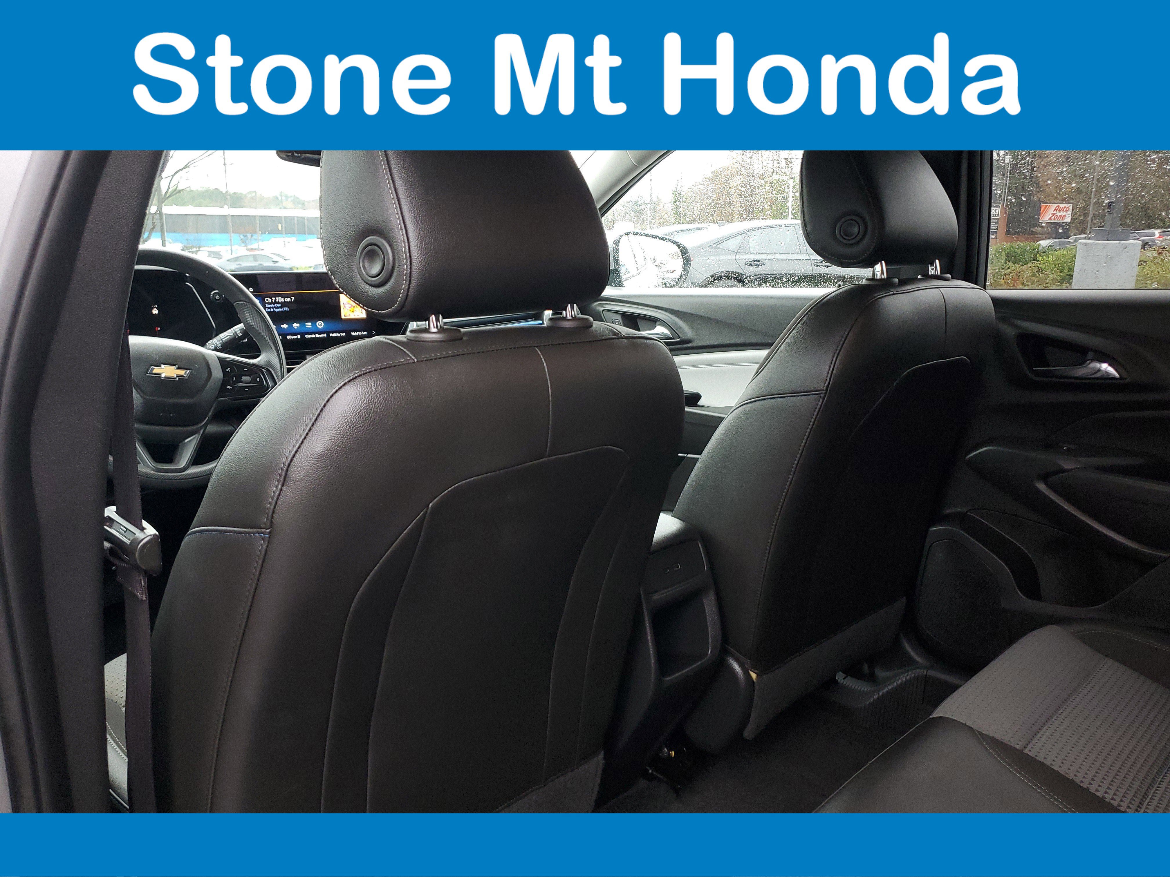 Used 2024 Chevrolet Trax LT image 10