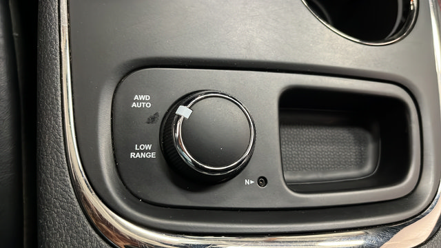 Used 2018 Dodge Durango R/T AWD/4WD image 35