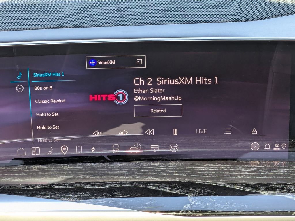 New 2025 Cadillac Escalade IQ Sport 1 w/ LPO, ONYX Package image 18