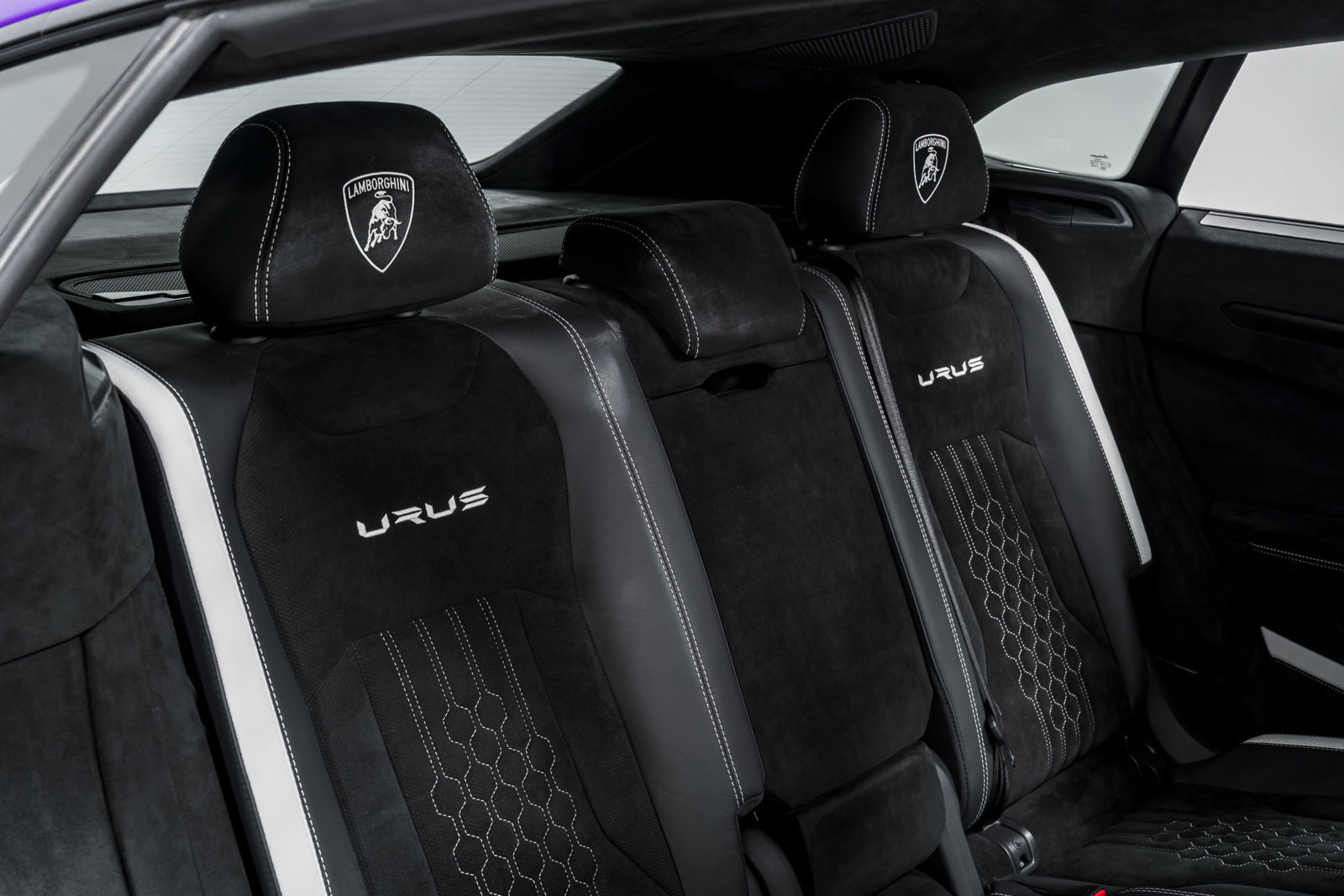 Used 2023 Lamborghini Urus Performante AWD/4WD image 35