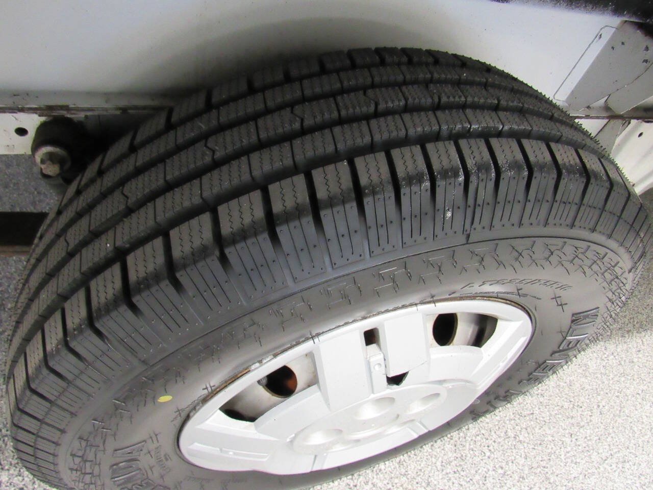 Used 2016 RAM ProMaster 2500 w/ Premium Appearance Group FWD image 38