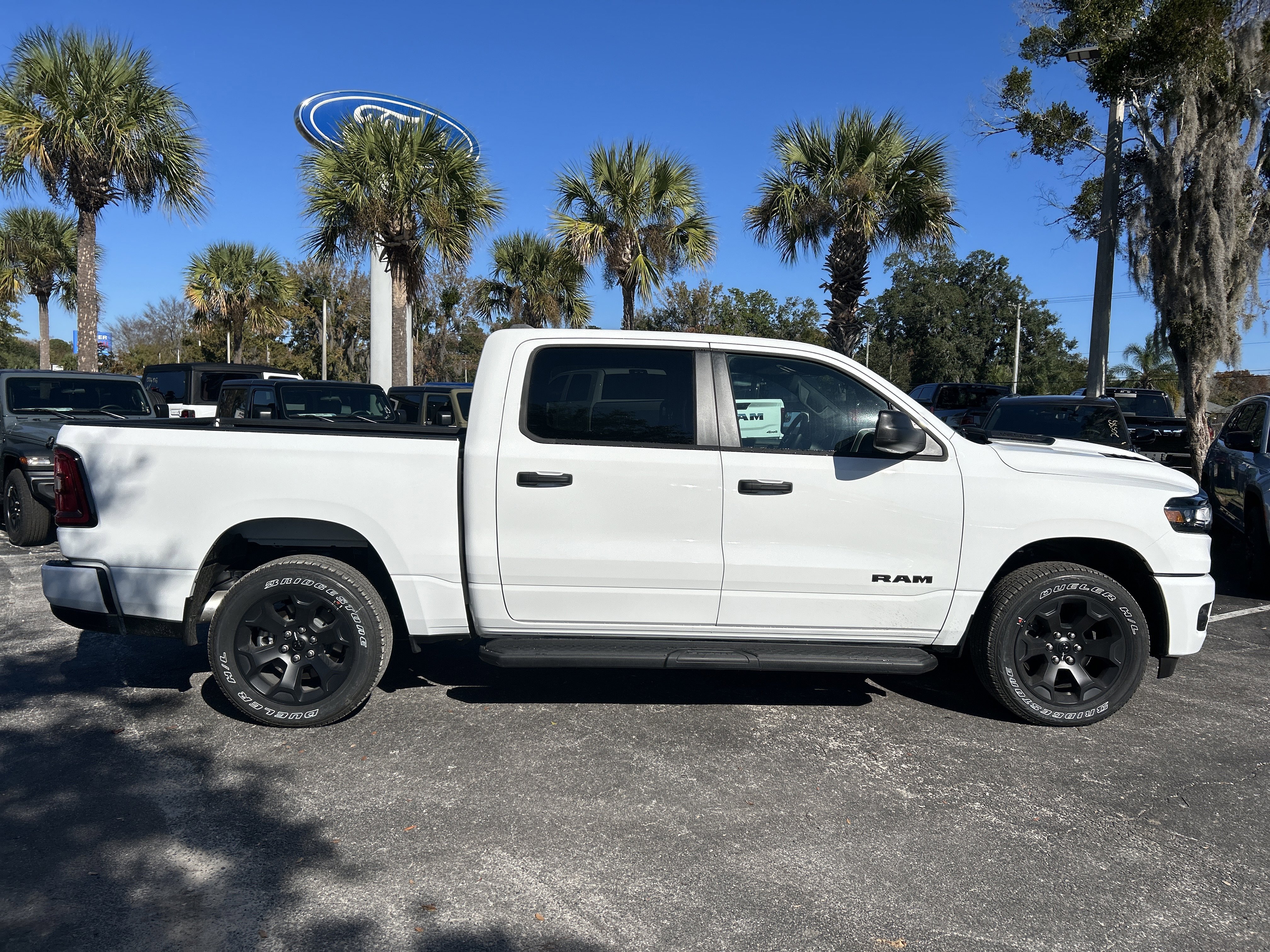 New 2026 RAM 1500 Express image 9
