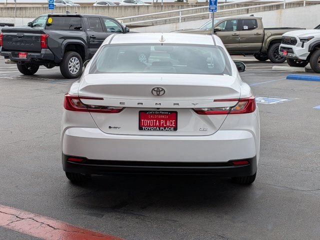 Used 2025 Toyota Camry LE w/ Convenience Package FWD image 9