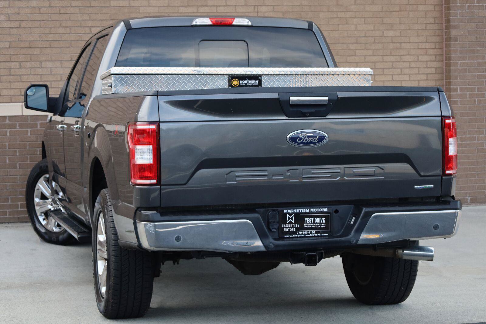Used 2018 Ford F150 XLT w/ Equipment Group 302A Luxury AWD/4WD image 9
