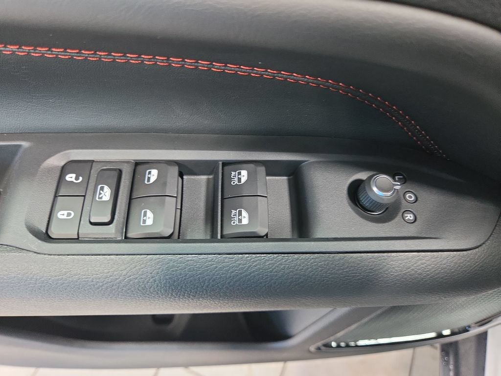 New 2026 Jeep Compass Trailhawk AWD/4WD image 23
