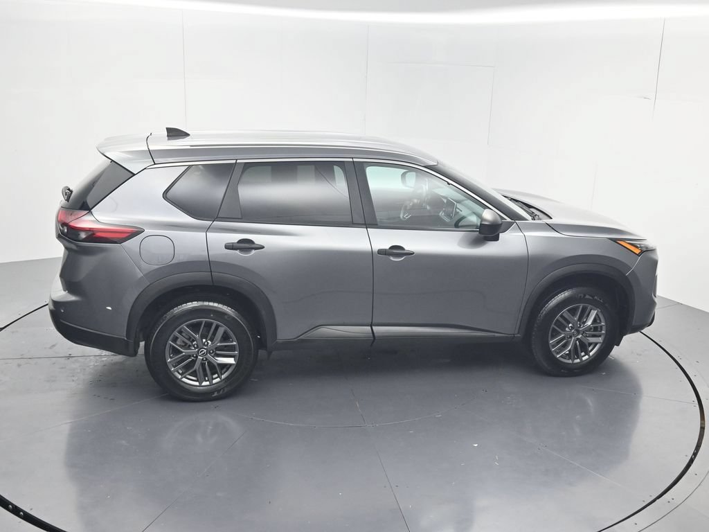 Used 2024 Nissan Rogue S FWD image 58