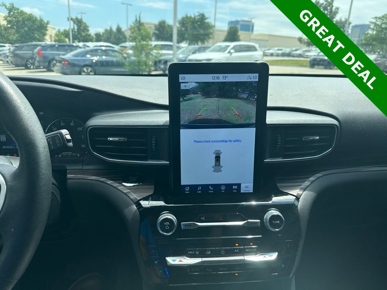 Used 2024 Ford Explorer Limited w/ Limited Technology Package RWD image 25