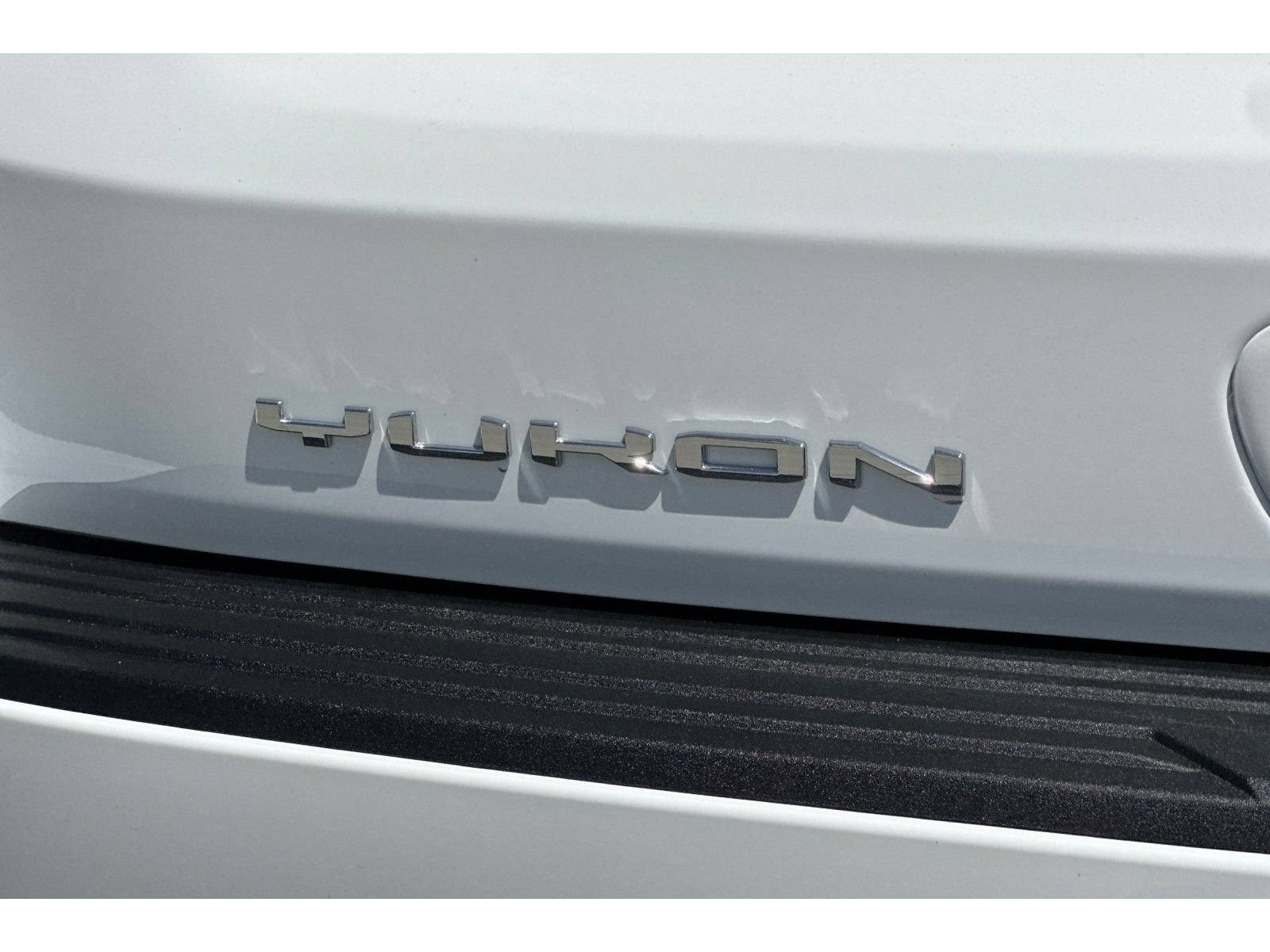New 2026 GMC Yukon XL Denali w/ Sun & Power Step Package AWD/4WD image 26