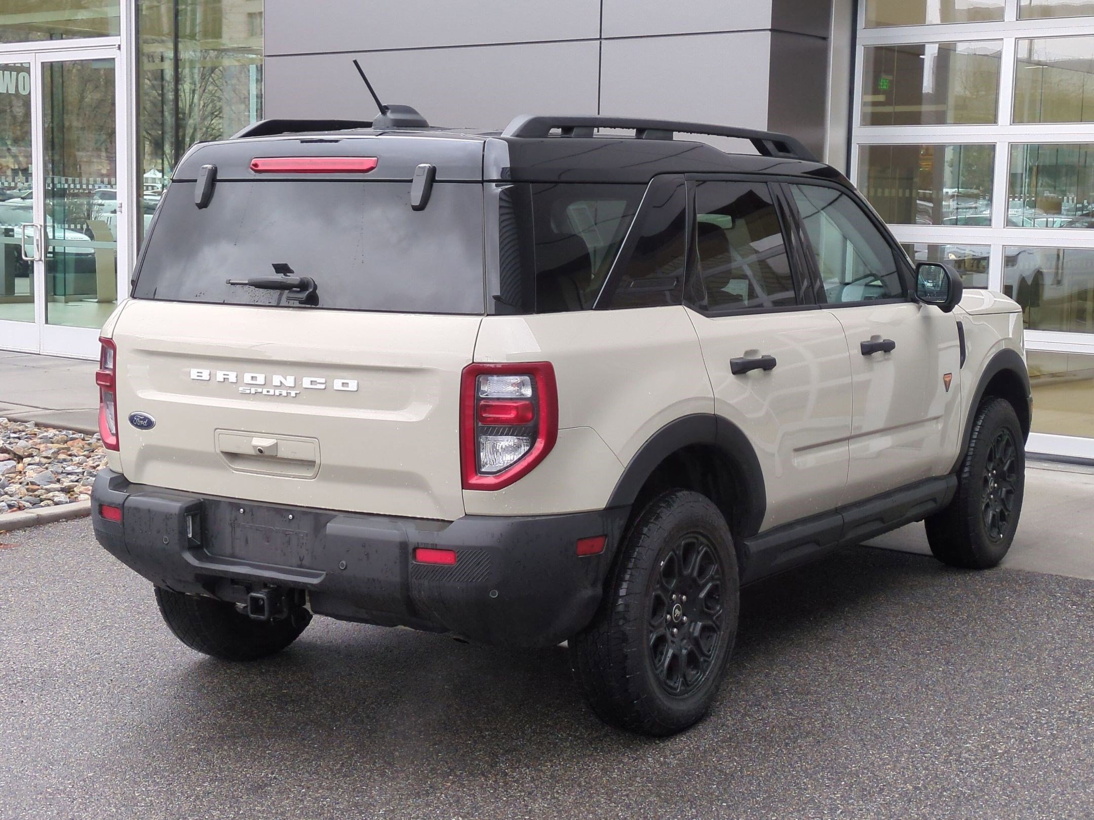 Used 2025 Ford Bronco Sport Badlands image 5