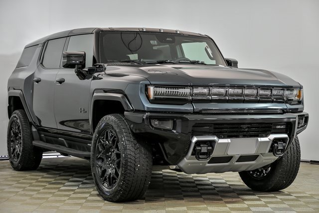 New 2026 GMC Hummer EV SUV w/ LPO, Dark Essentials Package