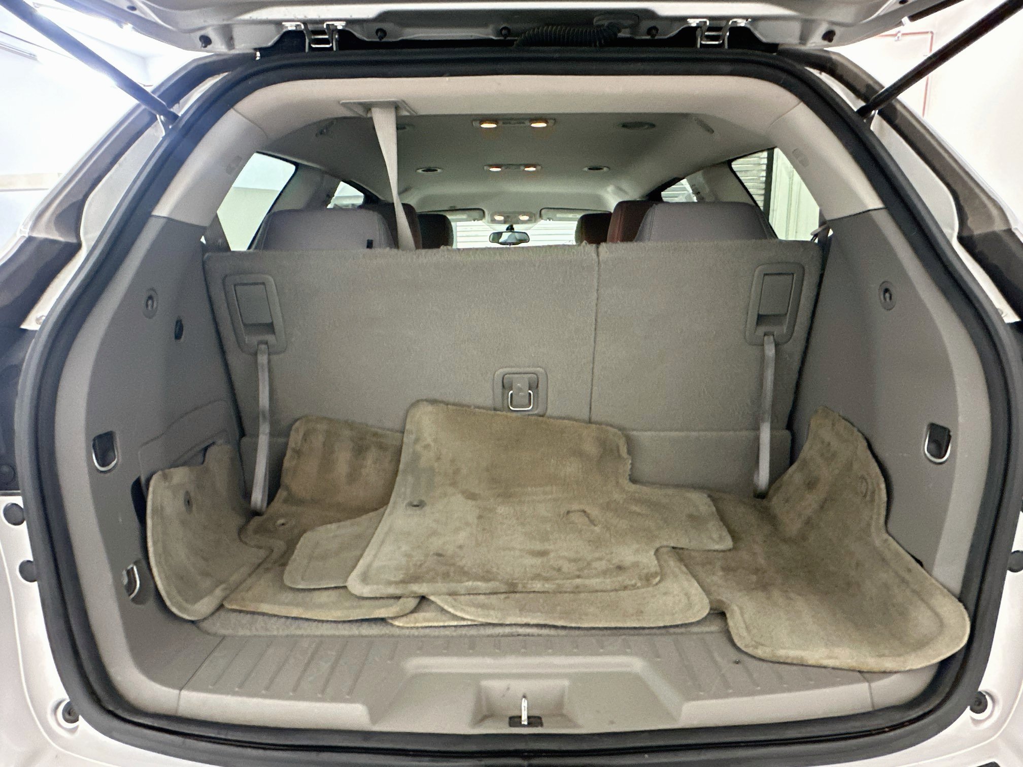 Used 2015 Chevrolet Traverse LS FWD image 30