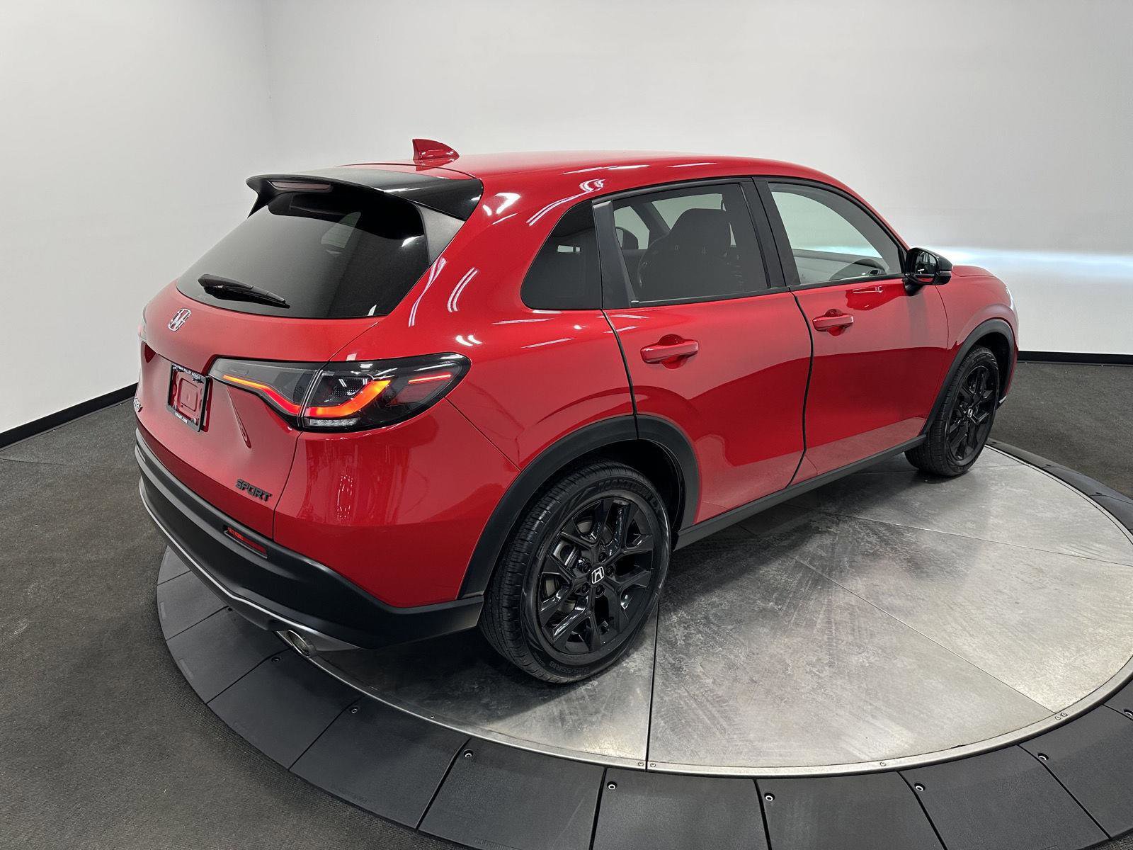 Certified 2023 Honda HR-V Sport image 7