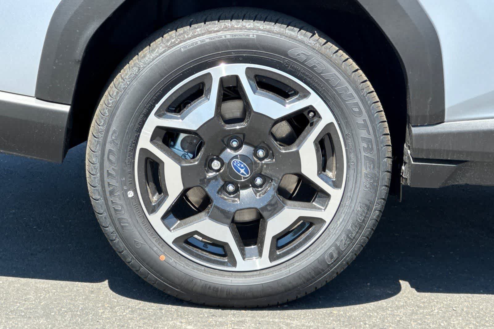 New 2026 Subaru Outback Touring AWD/4WD image 30