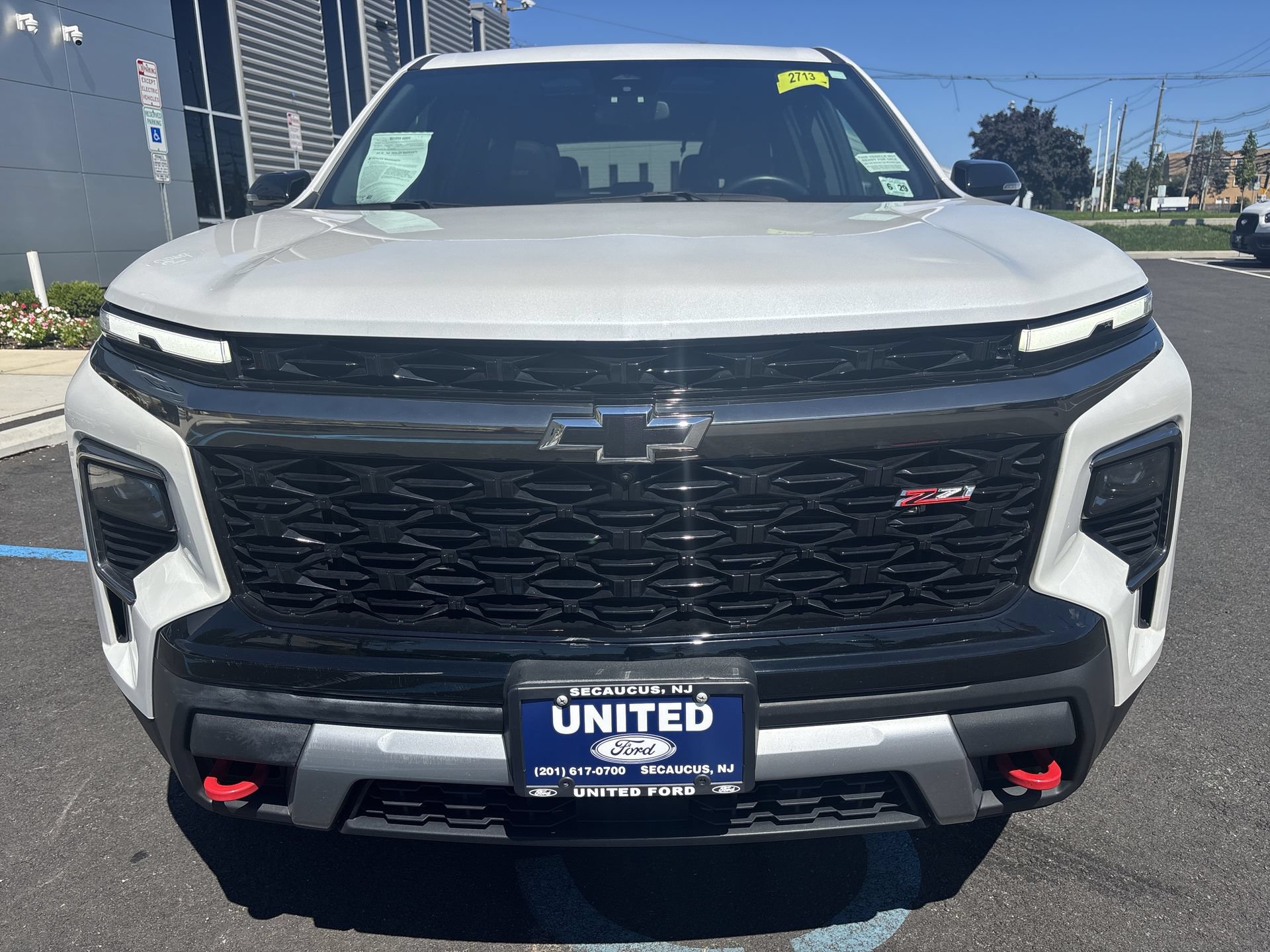 Used 2024 Chevrolet Traverse Z71 w/ LPO, Floor Liner Package AWD/4WD image 27