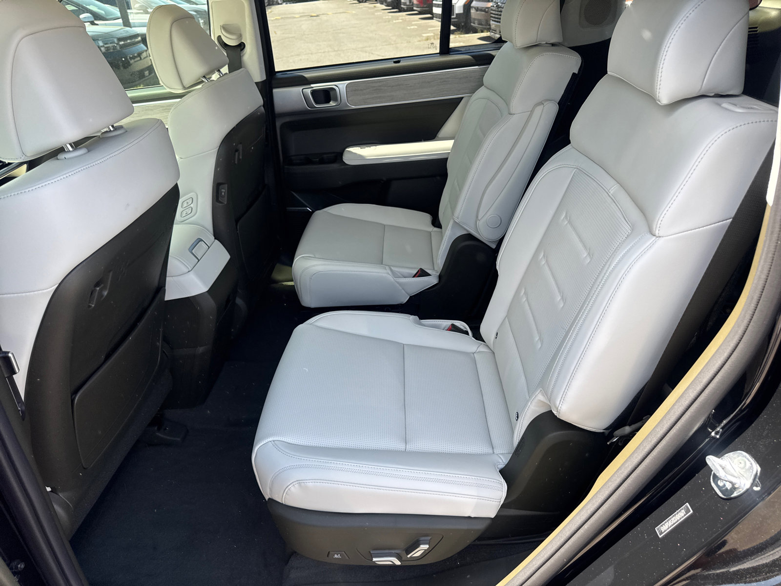 New 2025 Hyundai Santa Fe Calligraphy image 12