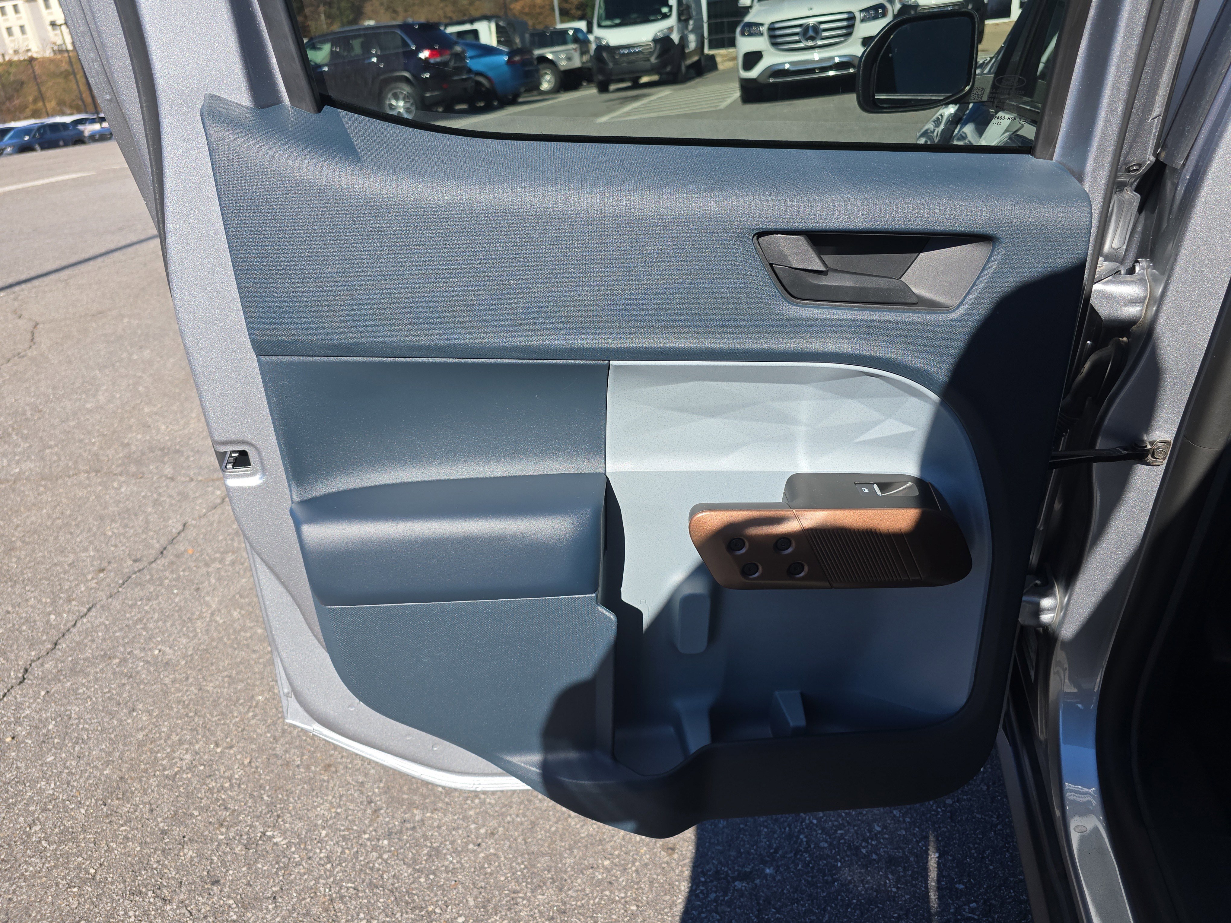 Used 2024 Ford Maverick Lariat w/ FX4 Off-Road Package image 14