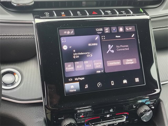 New 2025 Jeep Grand Cherokee 4WD image 23