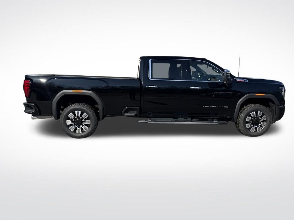 New 2026 GMC Sierra 2500 Denali w/ Denali Reserve Package image 7