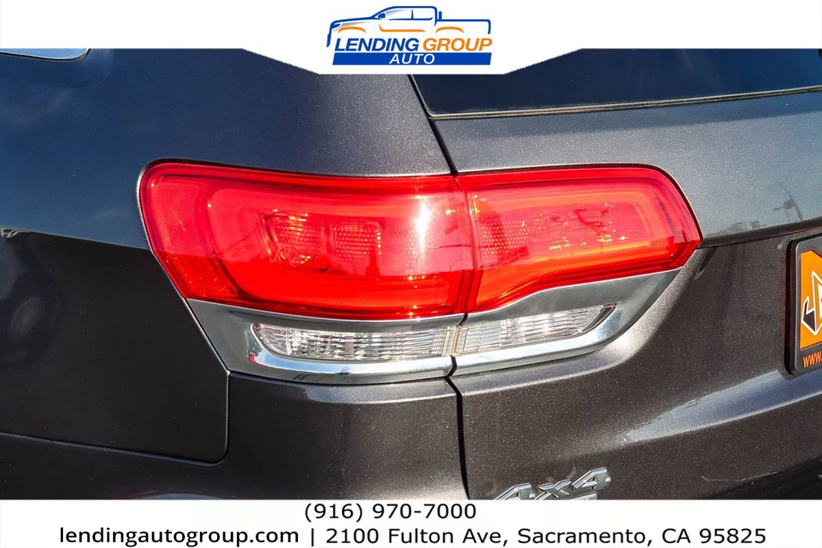 Used 2015 Jeep Grand Cherokee Laredo w/ Quick Order Package 23E image 8