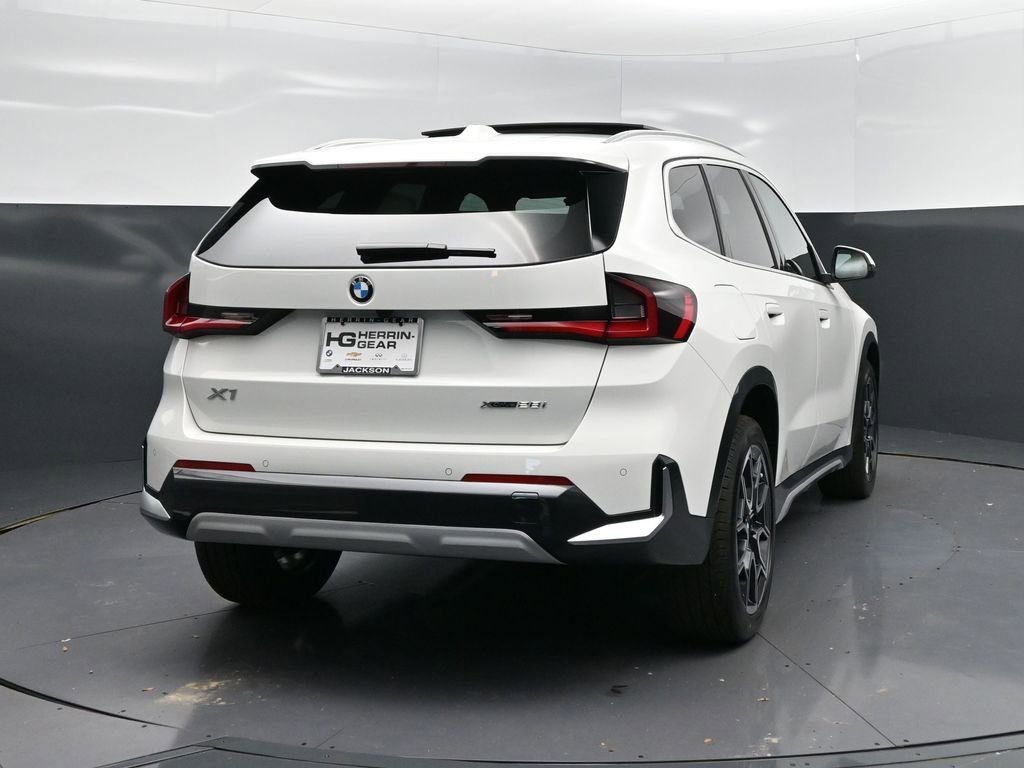 New 2026 BMW X1 xDrive28i w/ Technology Package image 7