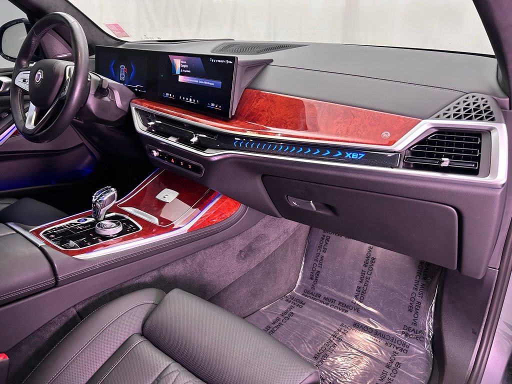 Used 2024 BMW ALPINA XB7 image 29