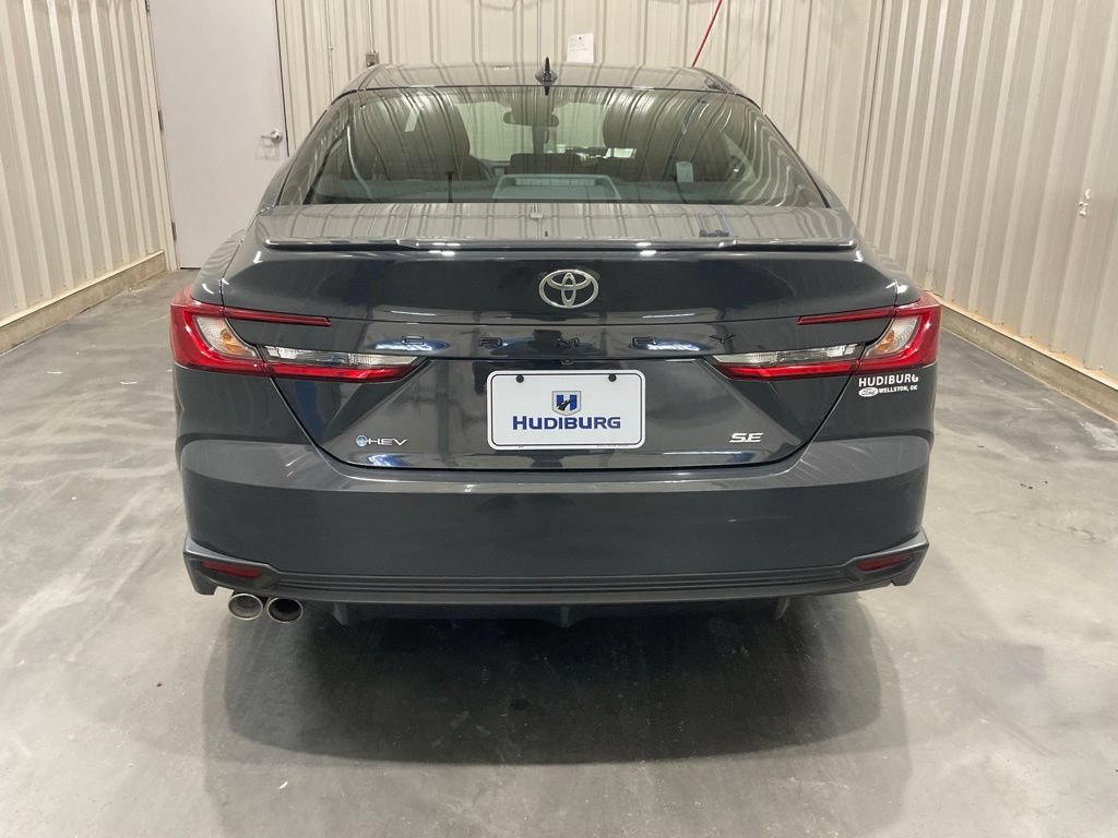 Used 2025 Toyota Camry SE FWD image 22