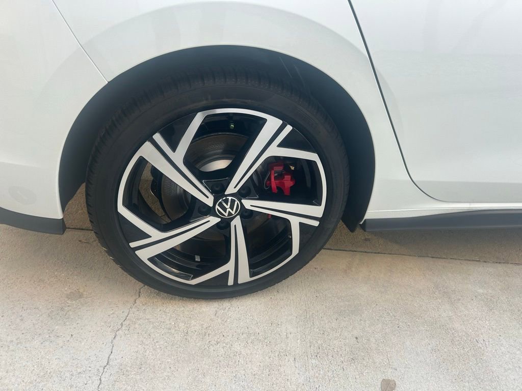 New 2026 Volkswagen GTI SE image 26