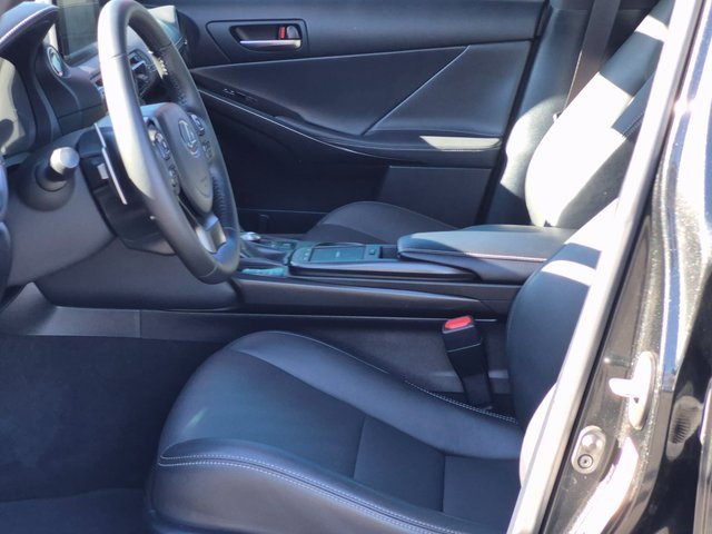 Used 2024 Lexus IS 300 F Sport image 15