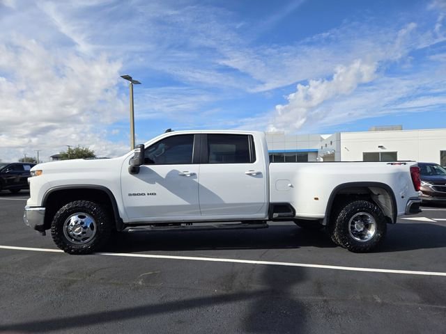 Used 2024 Chevrolet Silverado 3500 LT image 3