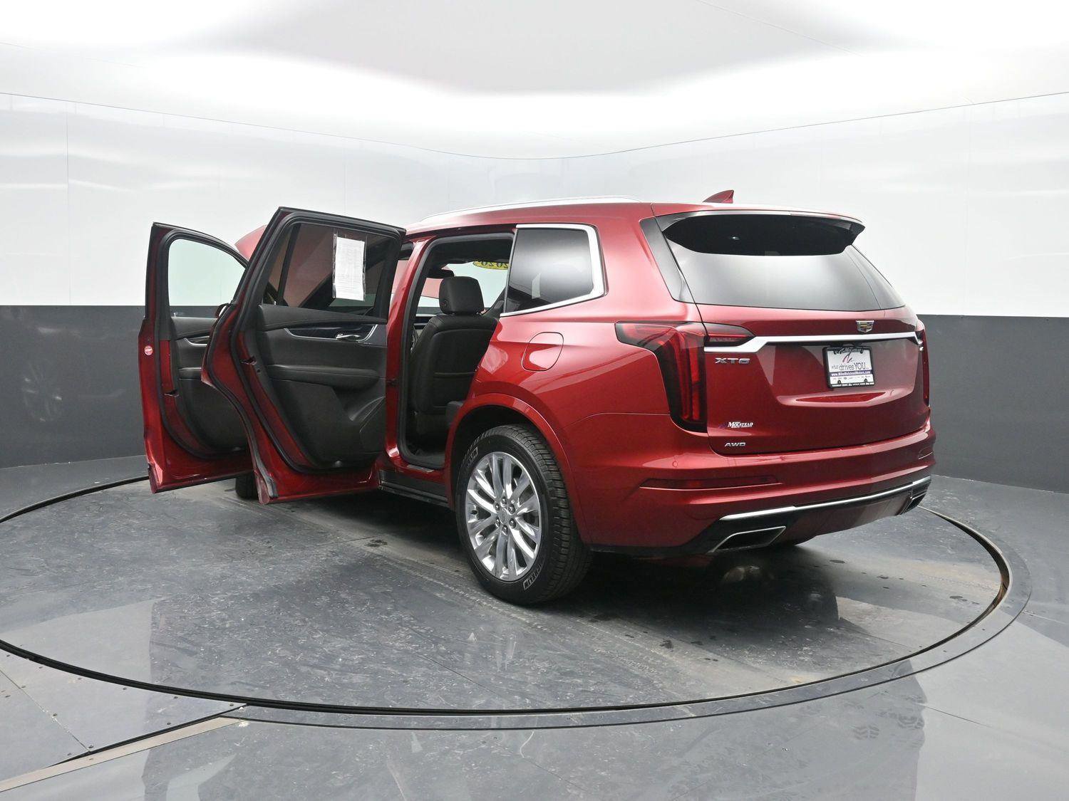 Used 2020 Cadillac XT6 Premium Luxury image 55