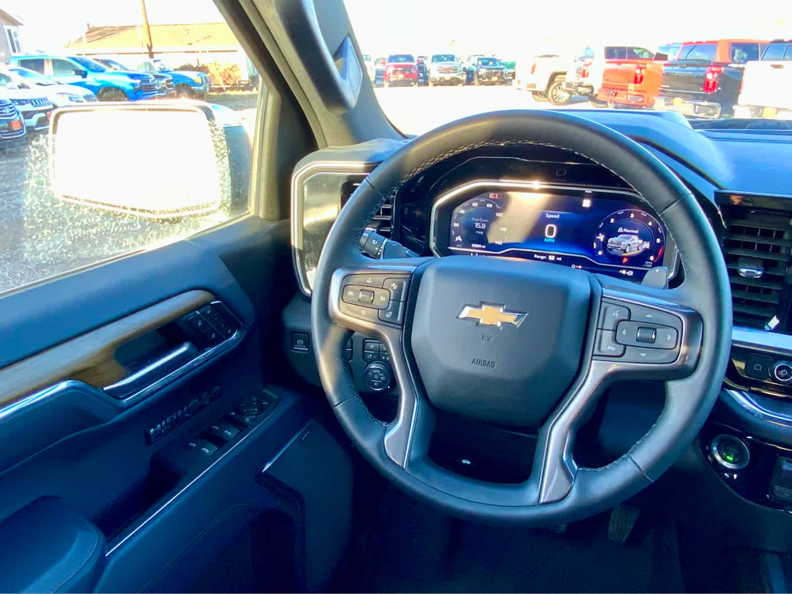 Used 2024 Chevrolet Silverado 1500 High Country w/ Technology Package image 40