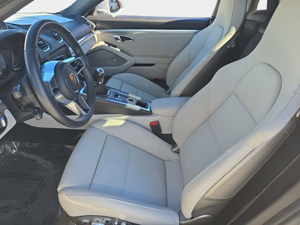 Used 2024 Porsche 718 Boxster S image 15