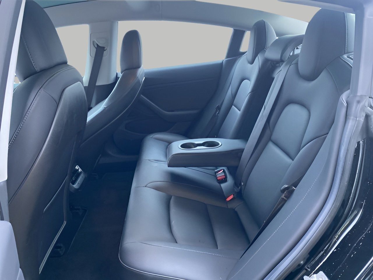 Used 2018 Tesla Model 3 Long Range image 11