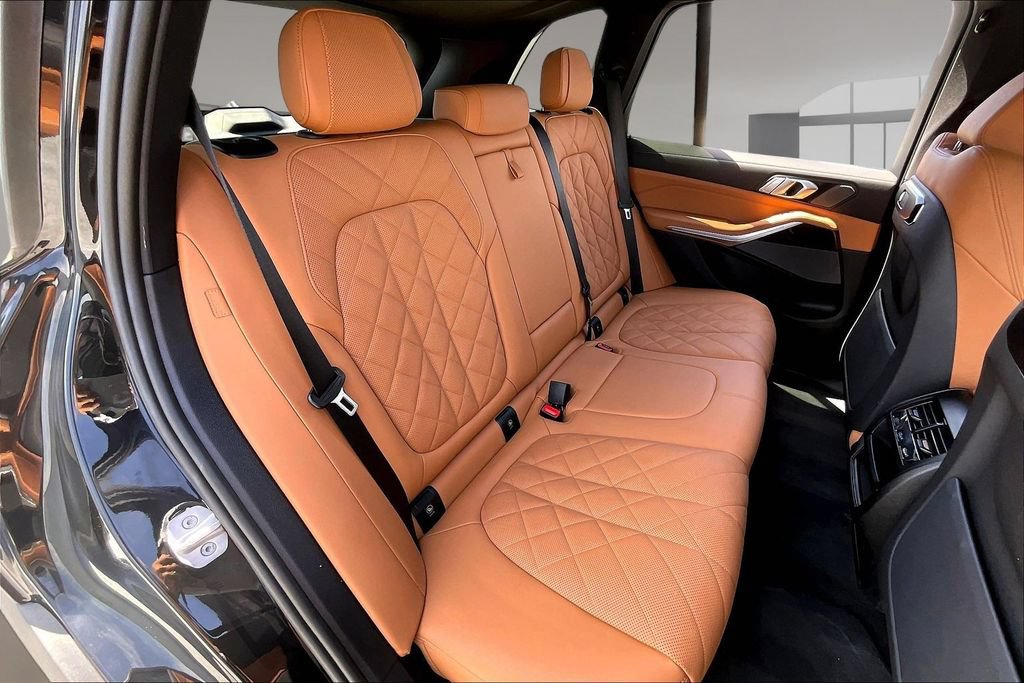 Used 2025 BMW X5 sDrive40i w/ Premium Package RWD image 23
