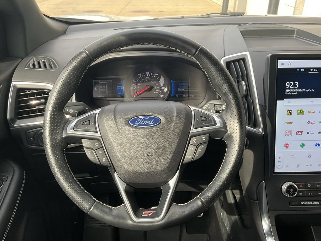 Used 2022 Ford Edge ST AWD/4WD image 12