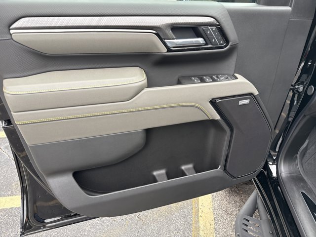 New 2026 Chevrolet Silverado 2500 ZR2 image 16