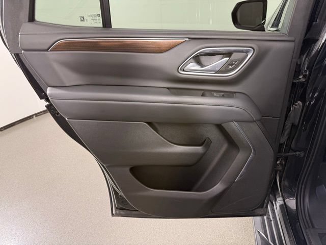 Used 2022 GMC Yukon SLE AWD/4WD image 15