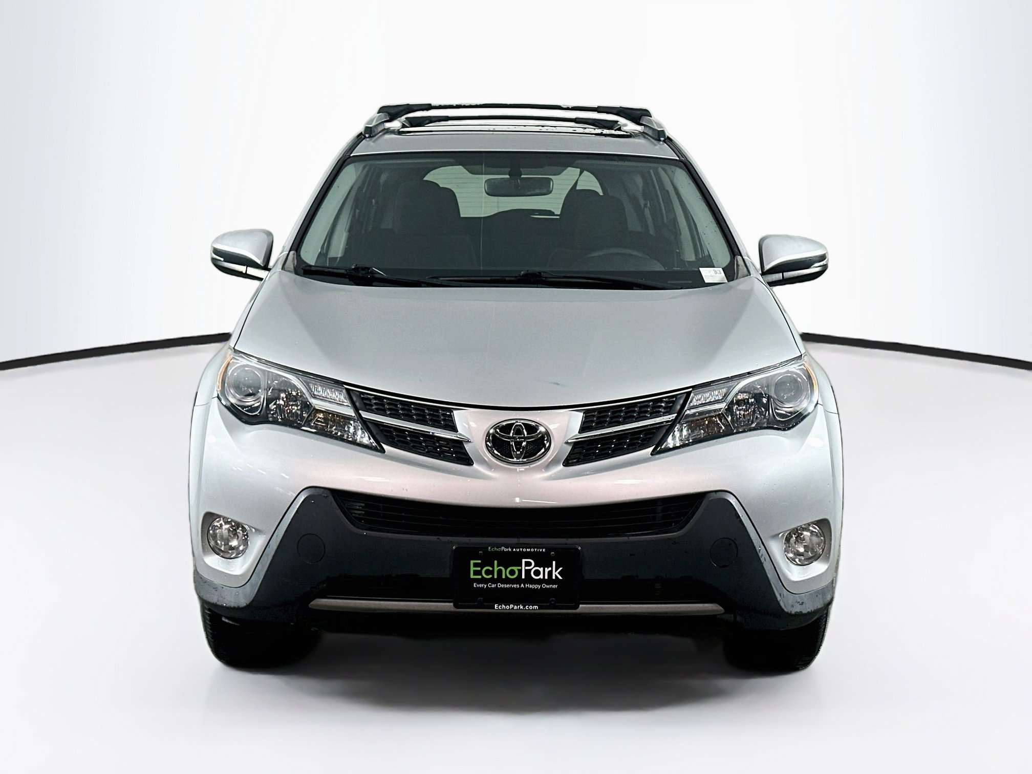 Used 2013 Toyota RAV4 XLE FWD image 2