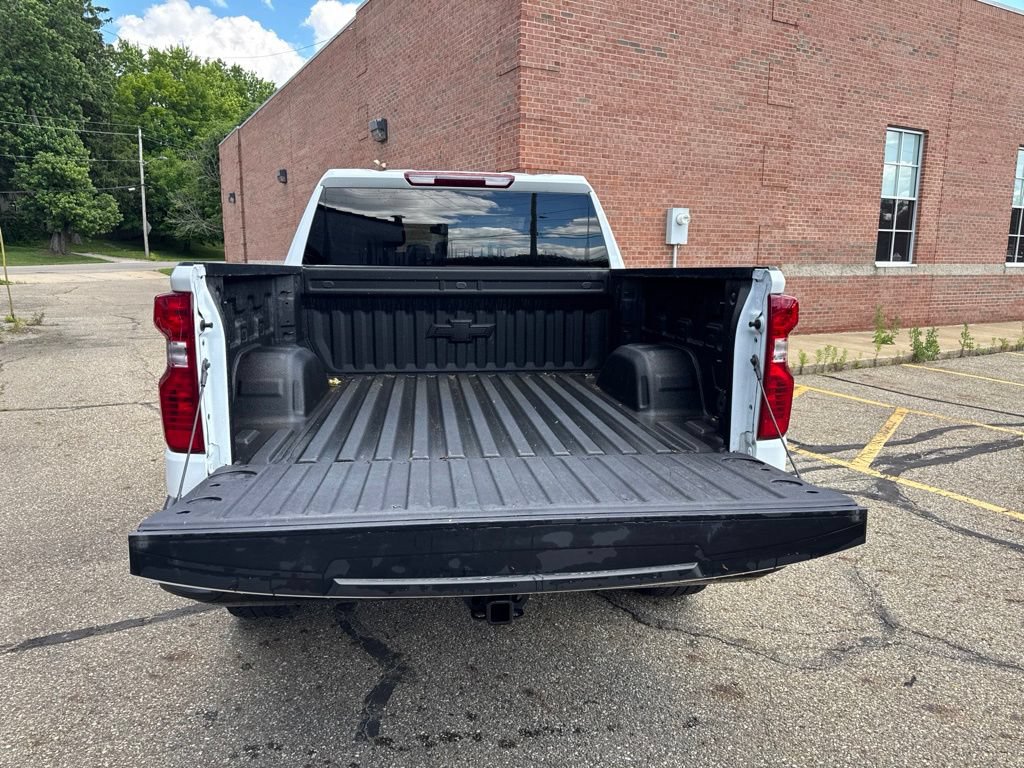 Used 2024 Chevrolet Silverado 1500 Custom Trail Boss AWD/4WD image 10