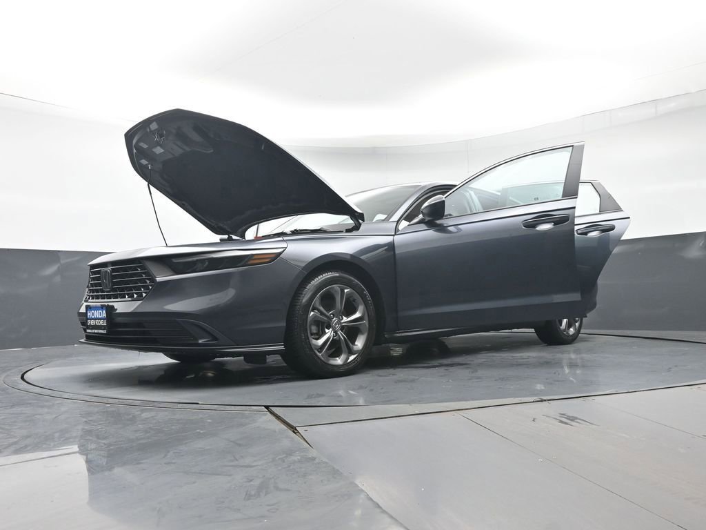 Certified 2023 Honda Accord EX image 46