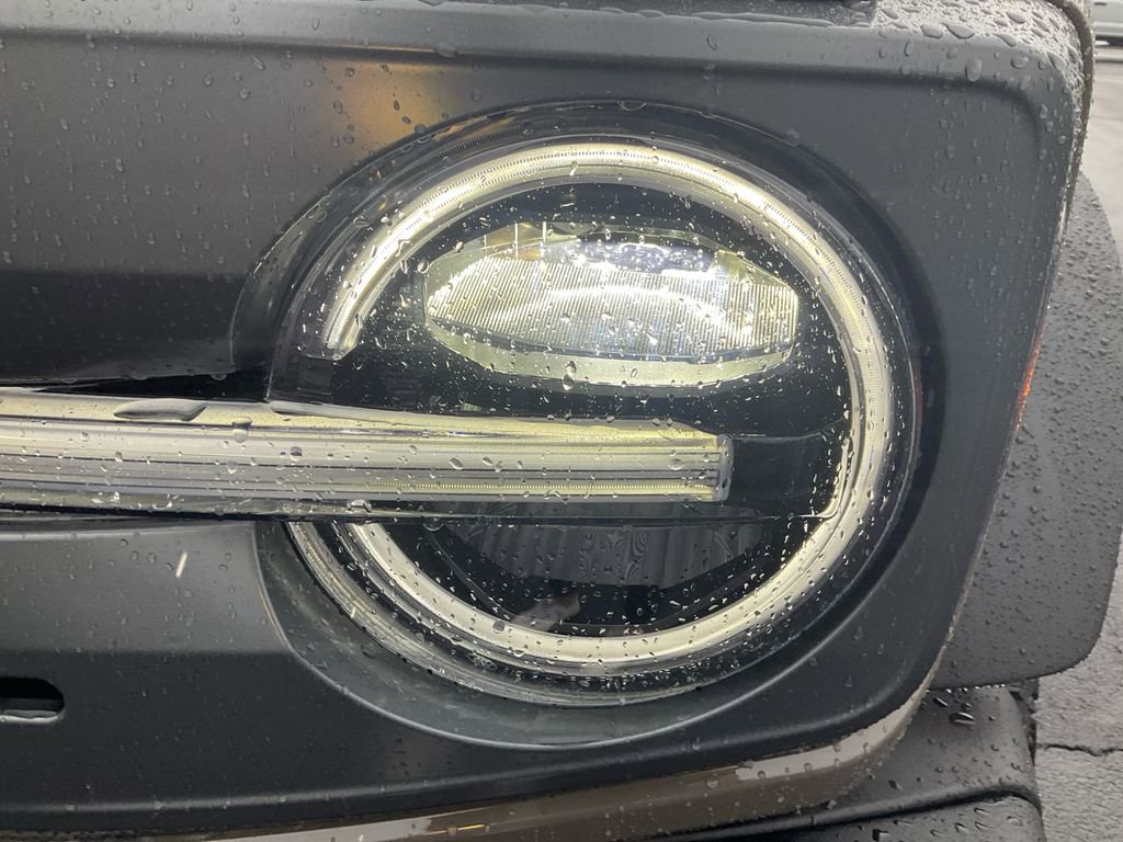 New 2026 Ford Bronco Badlands image 9