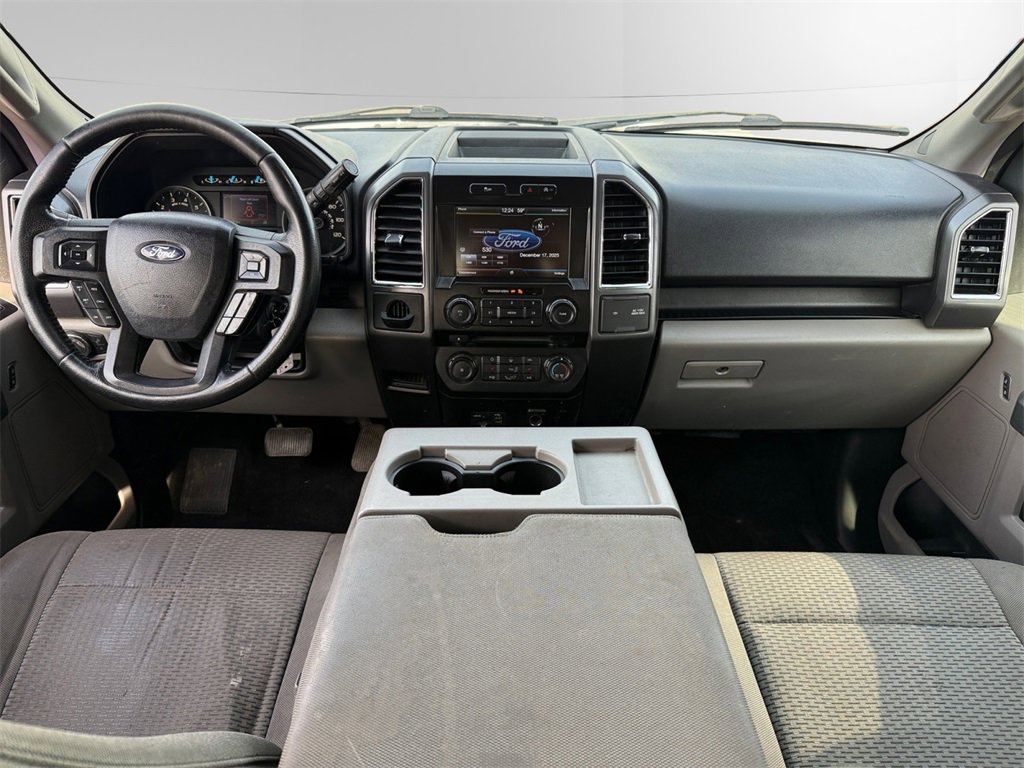 Used 2015 Ford F150 XLT w/ Equipment Group 302A Luxury image 10